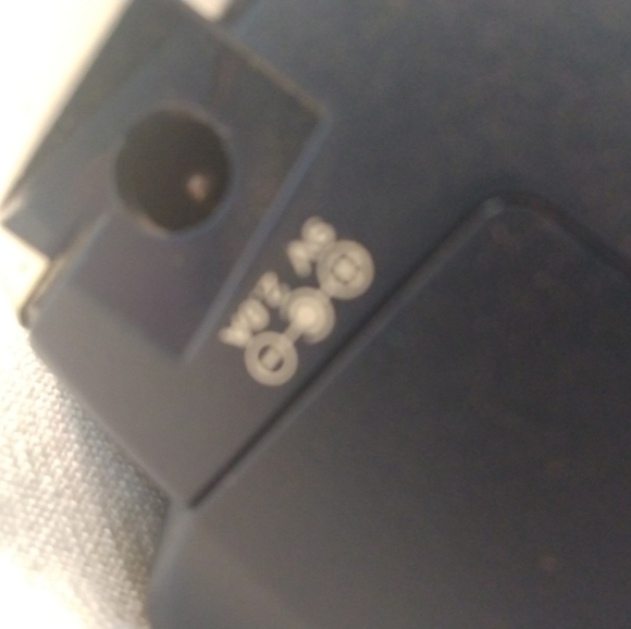 DYMO LetraTag Portable Personal Label Maker Tested Works built in Scissors - Picture 2 of 12